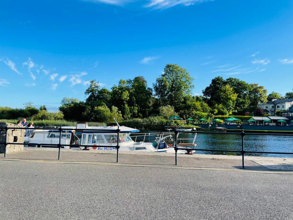 A Room In Central Park Apts Carrick-on-Shannon Bagian luar foto